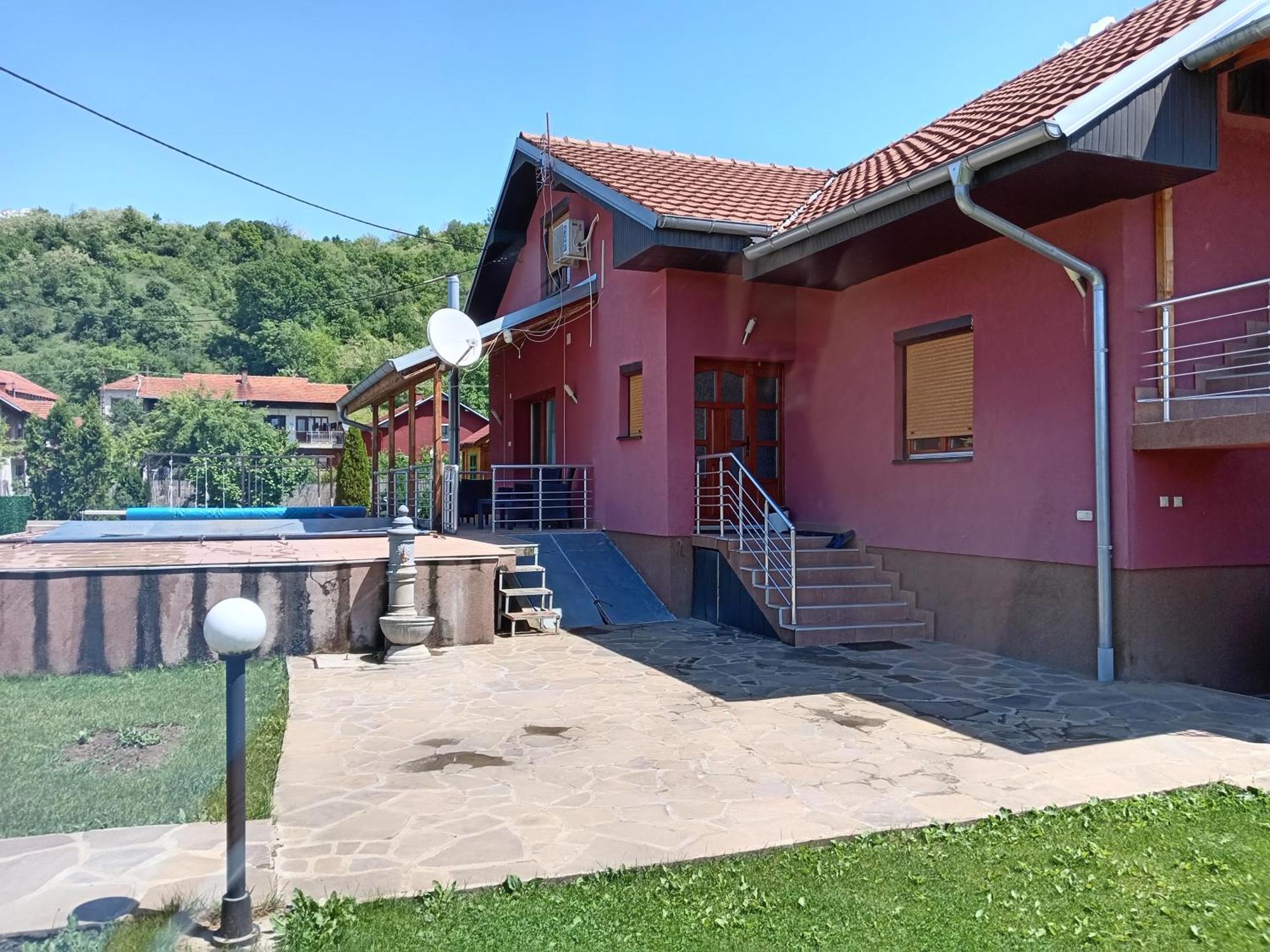 Vila Viktori Pirot Exterior foto